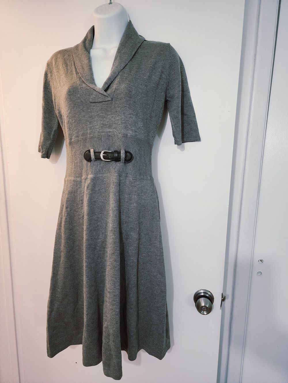 Calvin Klein Gray Knit Shawl-Collar Belted Midi Dress